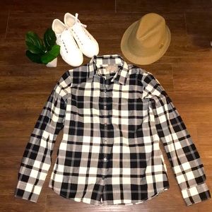 Banana Republic Collared Button Down